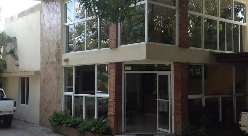 Hotel Alcaldeza - Garden House Maria Guadalupe Santo Domingo